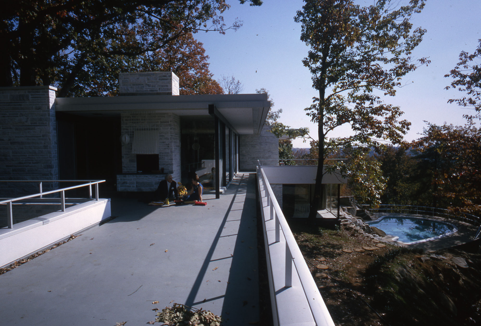 Color slide of Longstreth and Neutra designed house