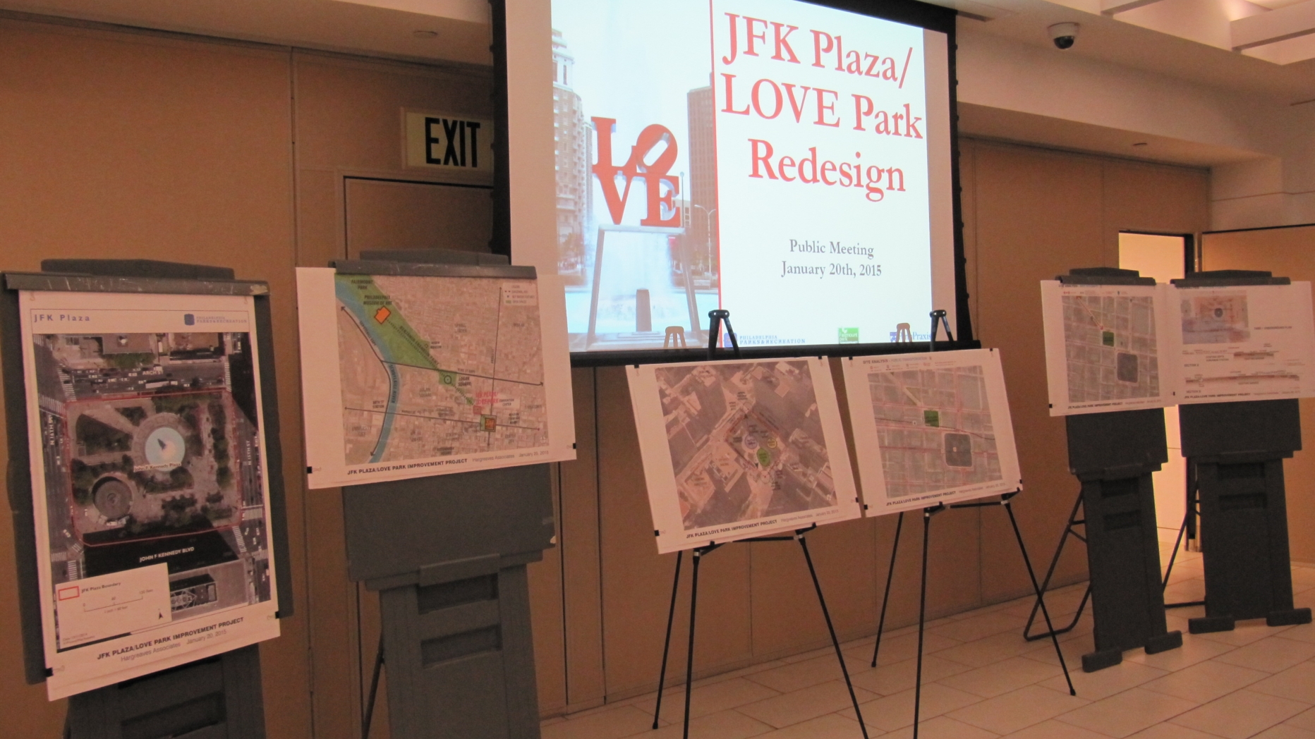 Presentation with projection and various maps of the project.