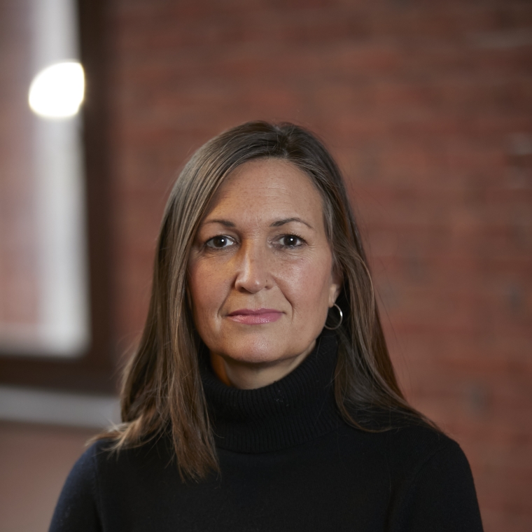 Michele Saunders headshot