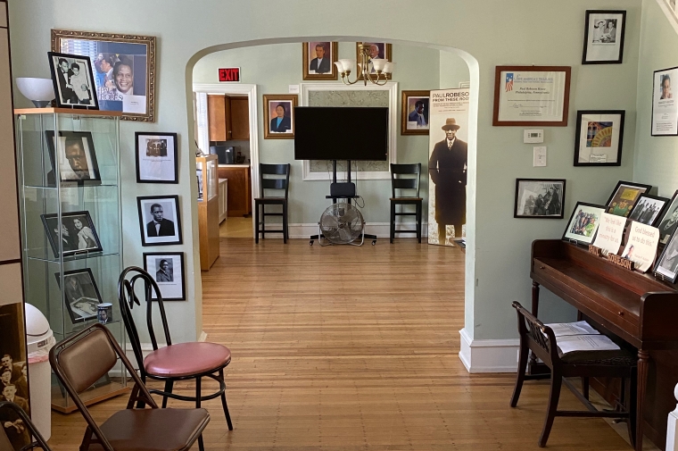 interior of robeson house museum 