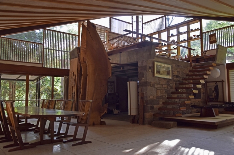 Interior of George Nakashima house