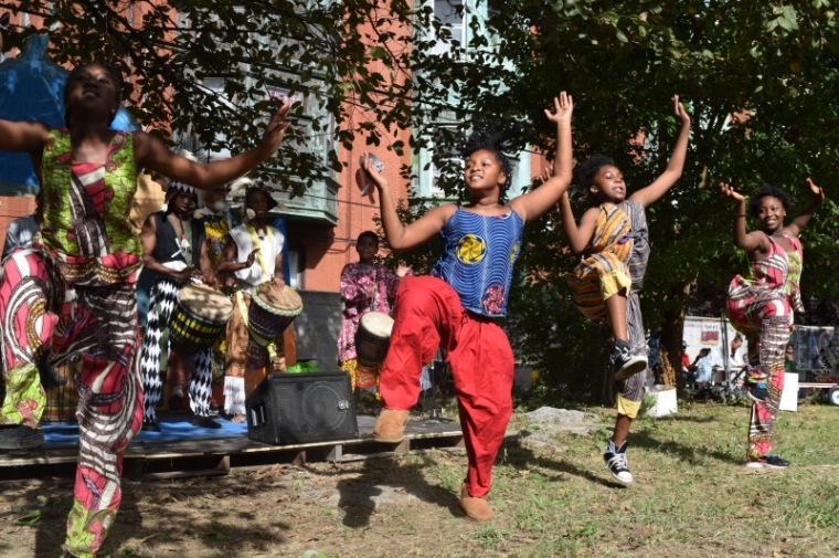 An energetic African band and dance performance entertained the crowd