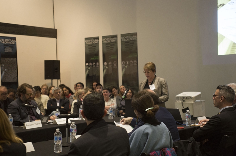 International roster of scholars in discussion