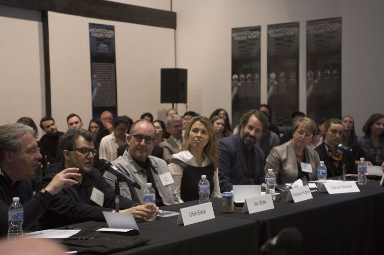 International roster of scholars in discussion