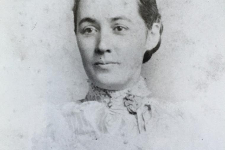 Black and white portrait of Minerva Parker Nichols