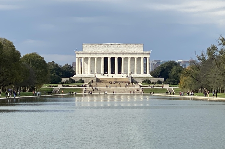View of Lincoln Memorial across water