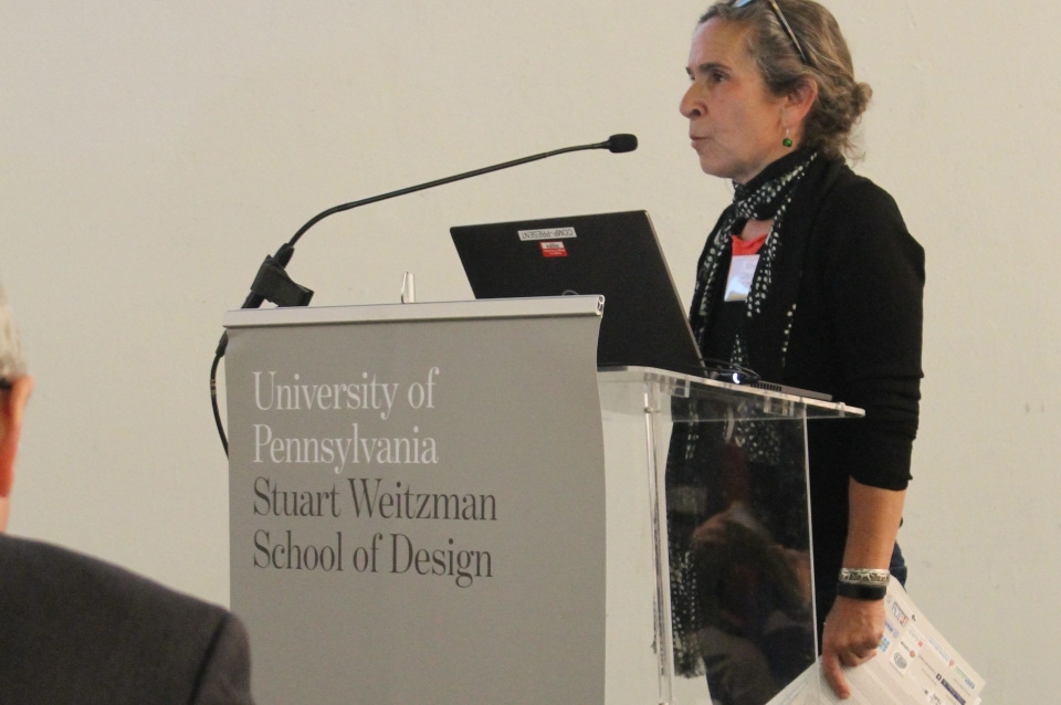 Amy Green presents her work to the conference attendees