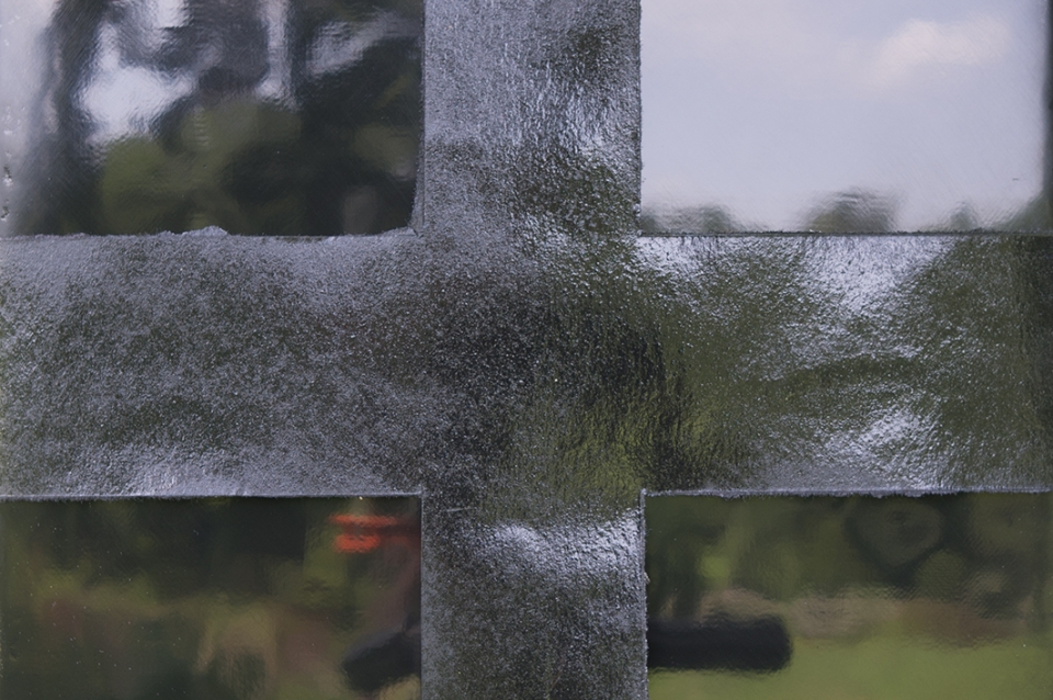 Art piece working with reflection