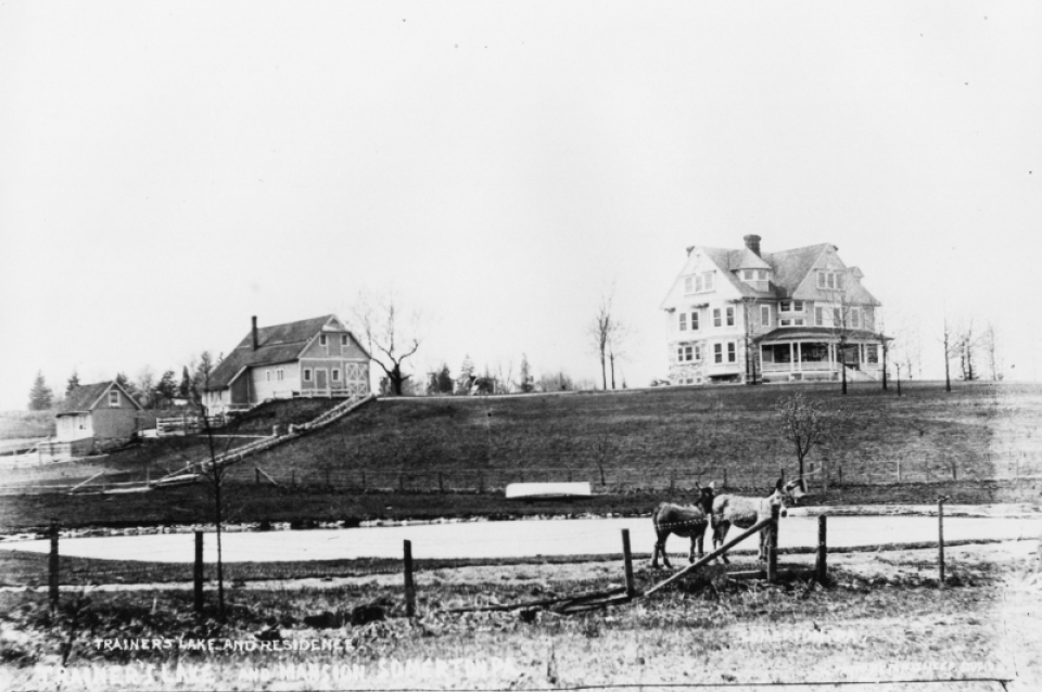 Black and white photo of Mill Rae