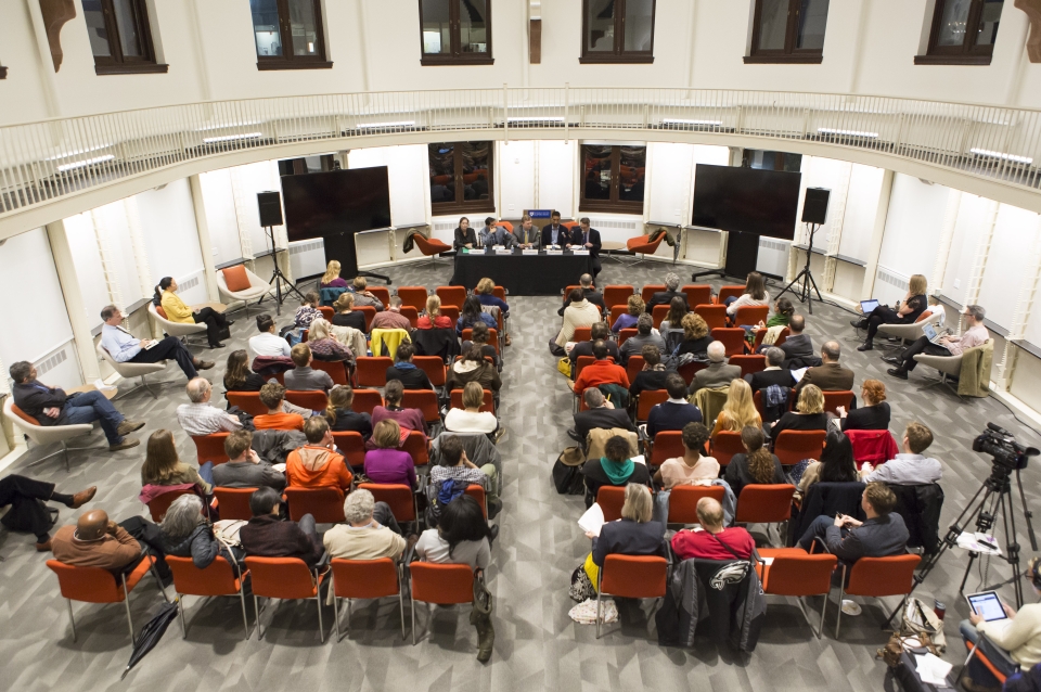 Kleinman Center gathering.  Image Credit: Lou Caltabiano 