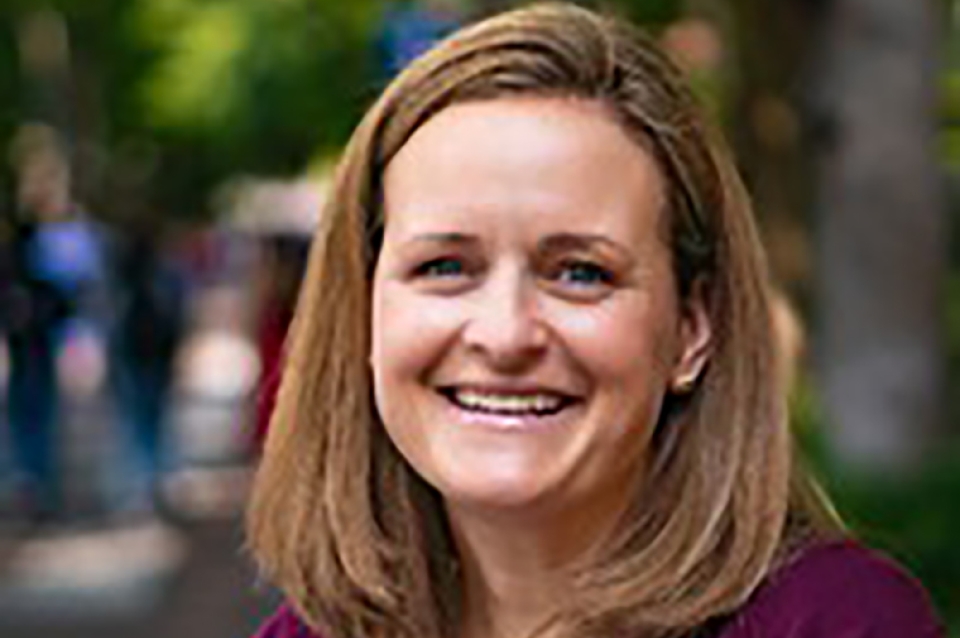 Dianne Hull Senior Associate Director, Graduate Students & Postdocs