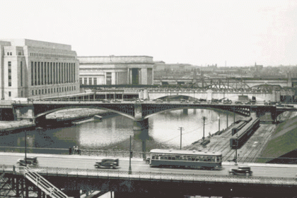 Gif animation of schuylkill river area transforming over the decades