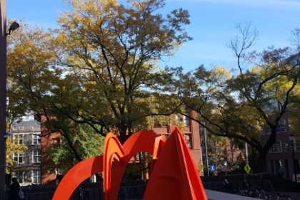 Calder sculpture 