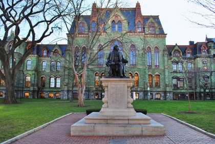 Statue of Ben Franklin on Penn Campus
