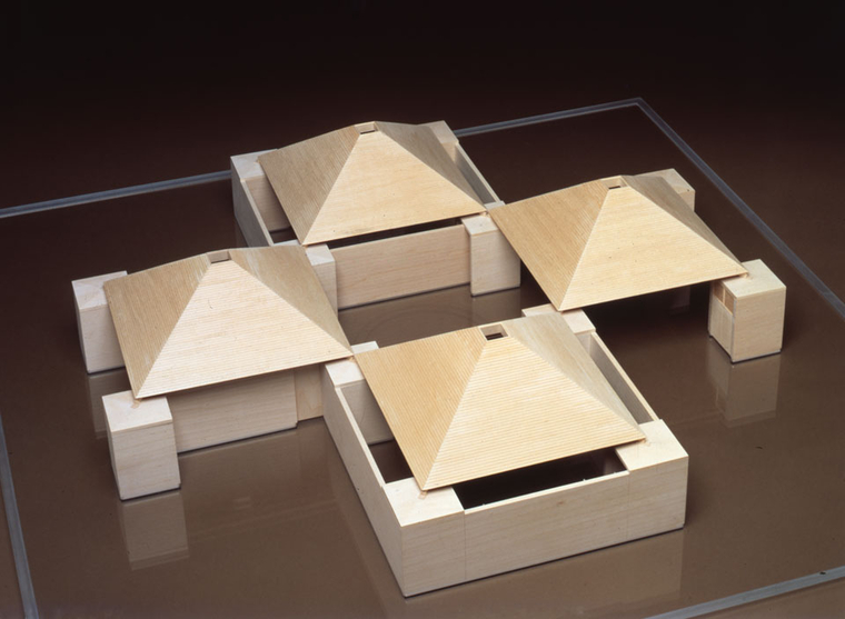 Wooden model of Trenton Bathhose