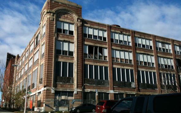 1500 Barclay Street, Baltimore before being rehabilitated through the receivership process. (Source: Ziger/Snead Architects)