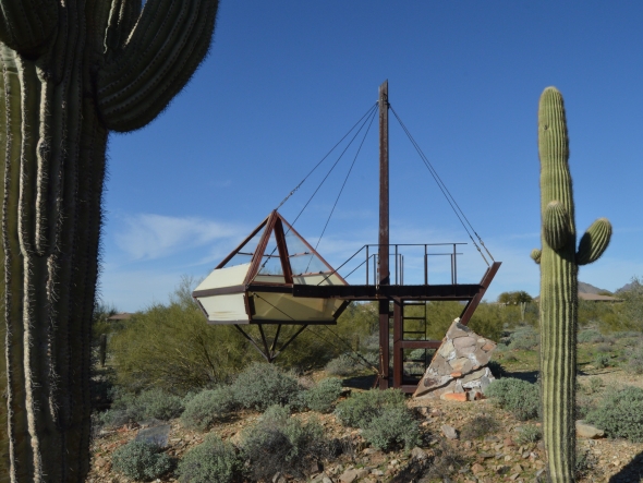 The Hanging Tent, built in 2001 by Fatima Elmalipinar and Fabian Mantel and altered in 2010 by Pranav Naik. Photo Source: Nasta, January 2023.