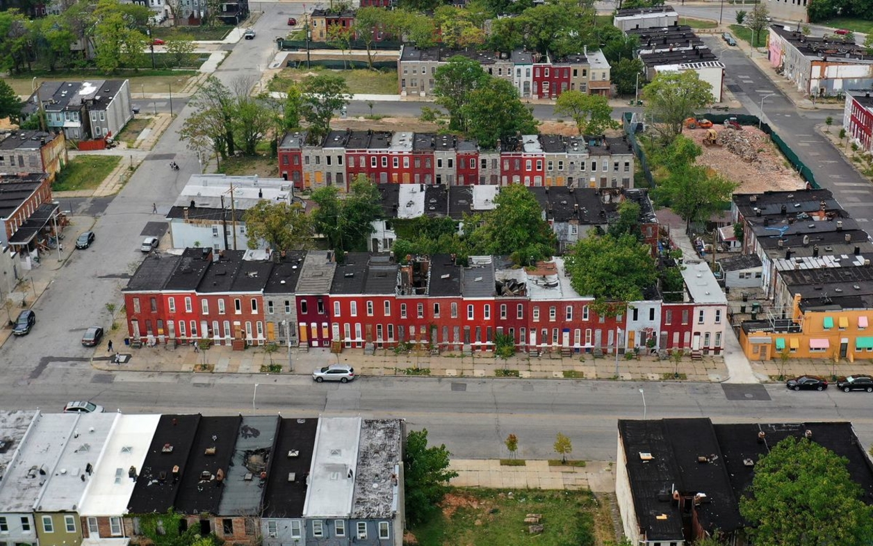 Block with many vacant properites